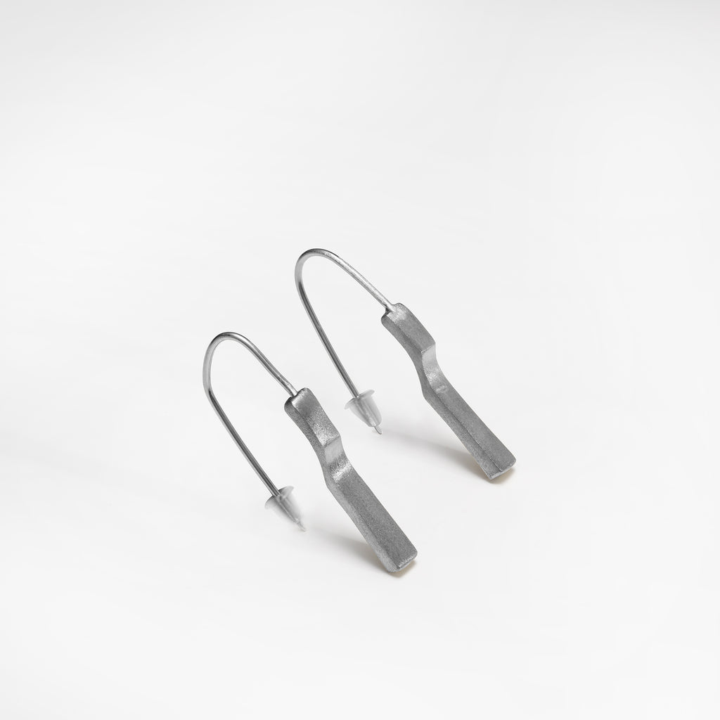 Boucles d'oreille Scala, argent brossé