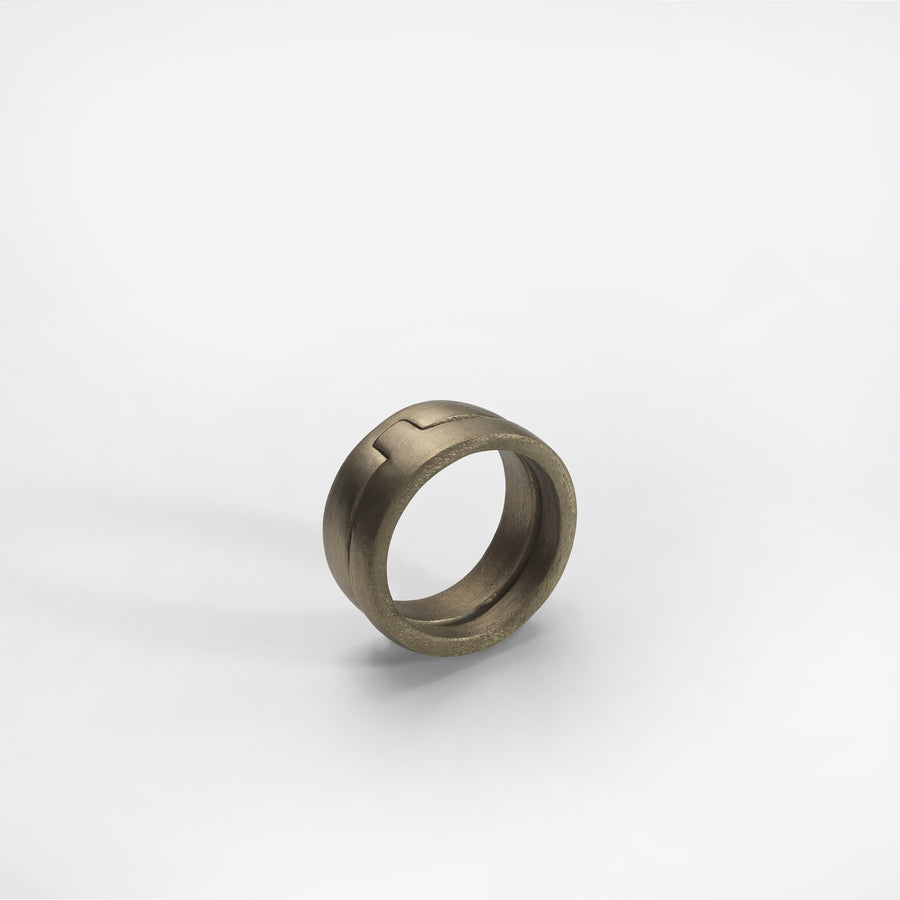 Puzzle ring, bronze brushed