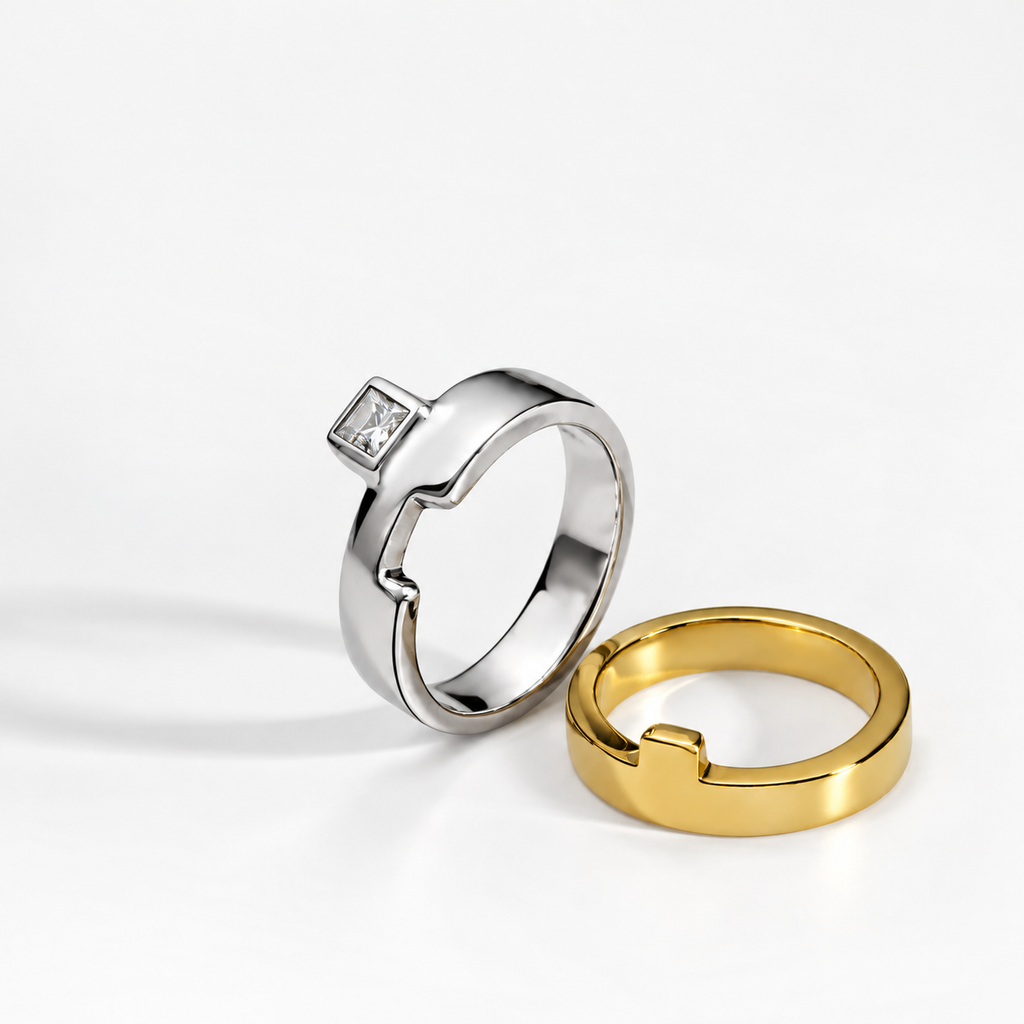 Bague Puzzle Bicolor, argent et plaquée or jaune, sertie d'un oxyde de zirconium